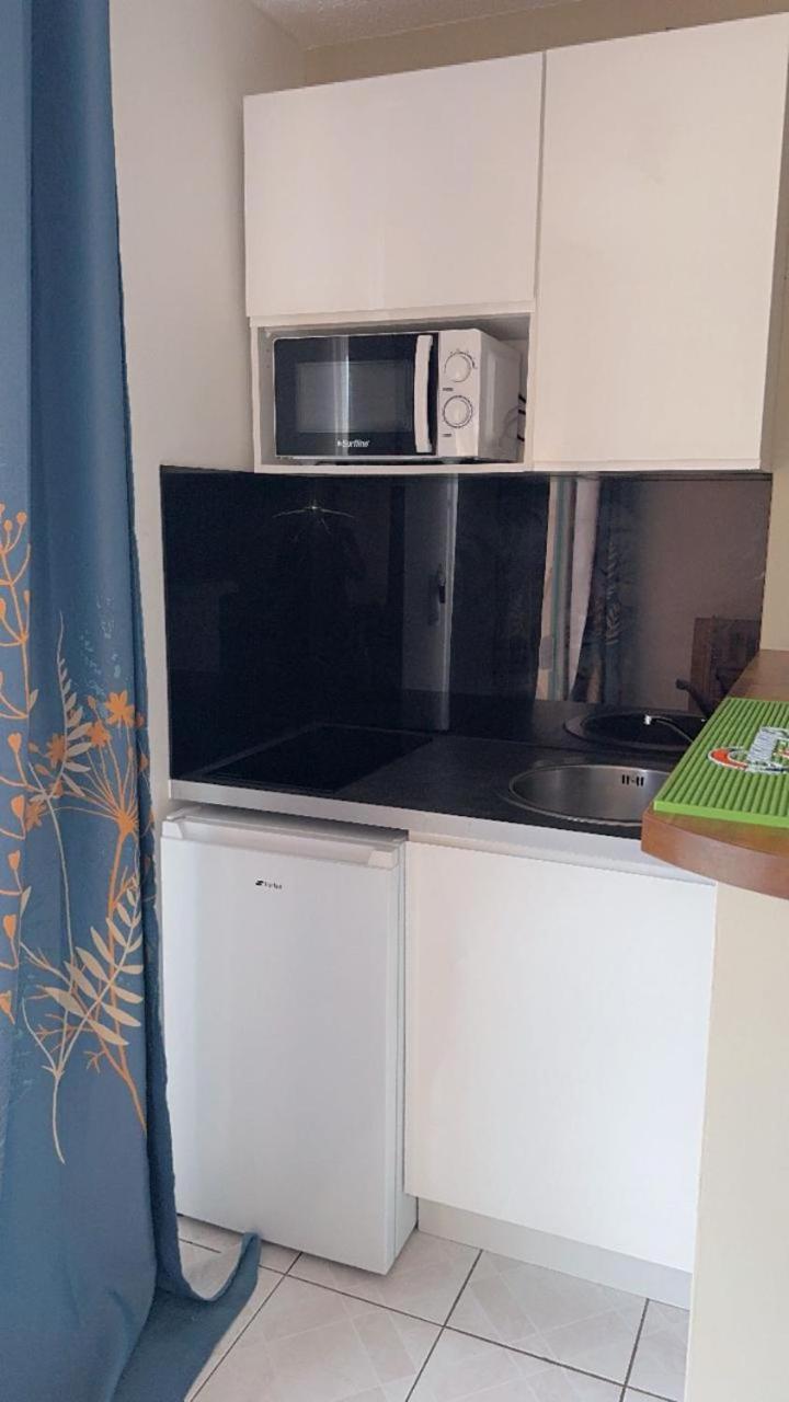 Lilibellule - Apt 107 เลส์ทรัวส์-ซีเลต์ ภายนอก รูปภาพ
